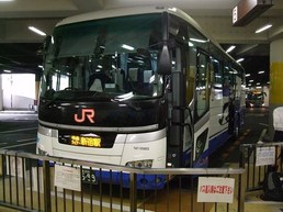 ＪＲ東海バス担当のハイデッカー車両(拡大します)